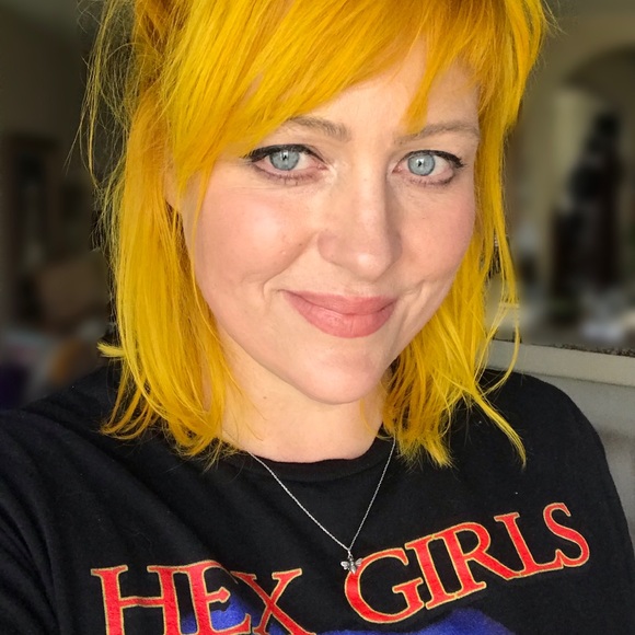 Meet your Posher, Alison - Picture 4 of 8